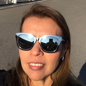 Meet your Posher, Dellanira